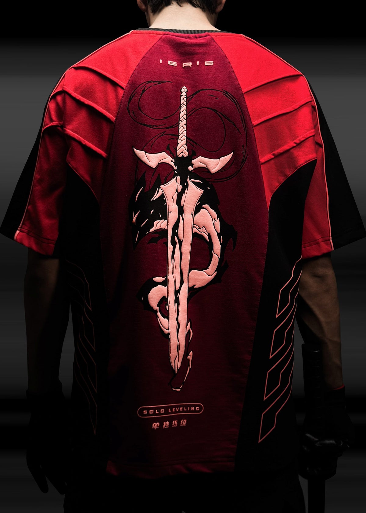 IGRIS ARMOUR / OVERSIZED T-SHIRT